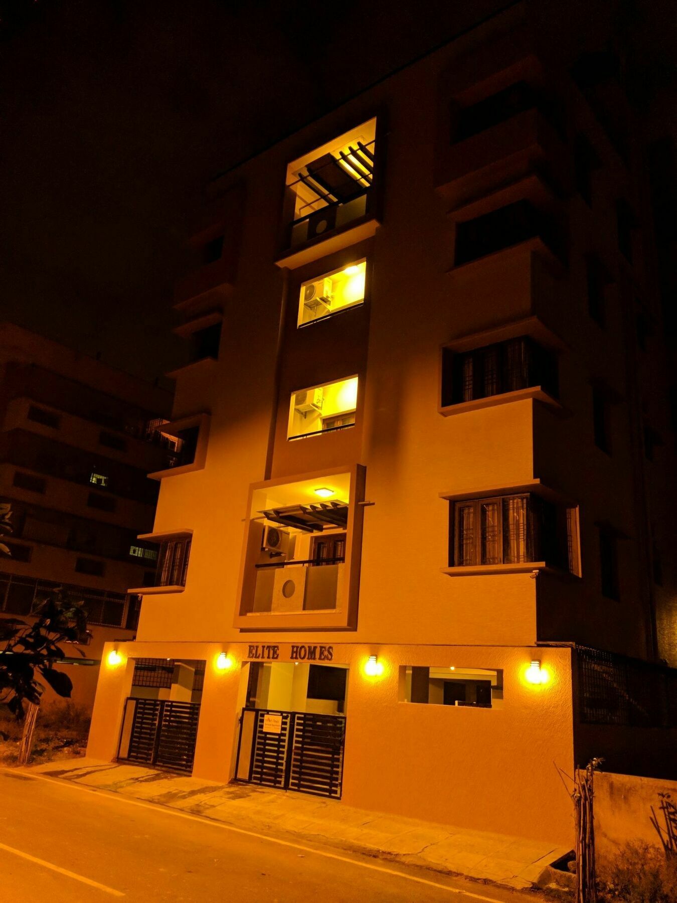 Mash Manyata Serviced Apartments Бангалор Екстериор снимка